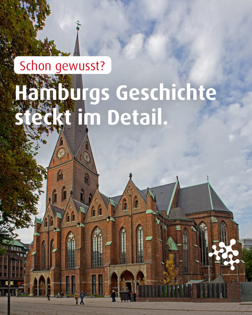 Ein winziges Detail an der Petrikirche erzählt große Geschichte – mitten in Hamburg! ✨ ⁠
⁠
Weißt du welches?⁠
⁠
Bild © Johan Bakker, CC BY-SA 4.0, via Wikimedia Commons⁠
⁠
#quiz #WissenToGo #Kultur #NiedersachsenTicket #hamburg ⁠