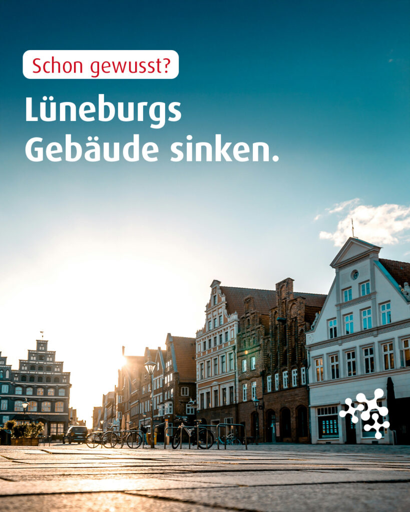 Gebäude, die Stück für Stück immer tiefer sinken … Was steckt dahinter? 🏘️ 🤔 ⁠
⁠
Bild © Philipp Deus/Unsplash⁠
⁠
#Lüneburg #Altstadt #Kultur #NiedersachsenTicket #keepexploring ⁠